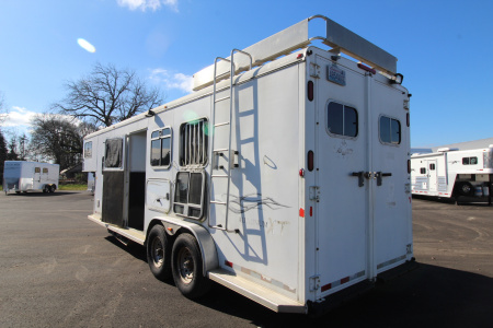 Used 2005 Logan Coach 7308 Living Quarters 3 Horse Trailer