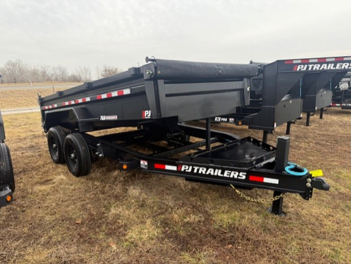 New 2026 PJ Trailers PJ 14K Low-Profile (DL) 83"x14' w/ HYDRAULIC JACK Dump Trailer