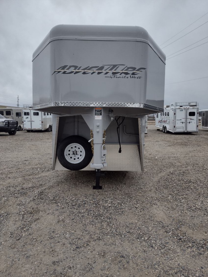 New 2026 Trails West Adventure 3 Horse Trailer
