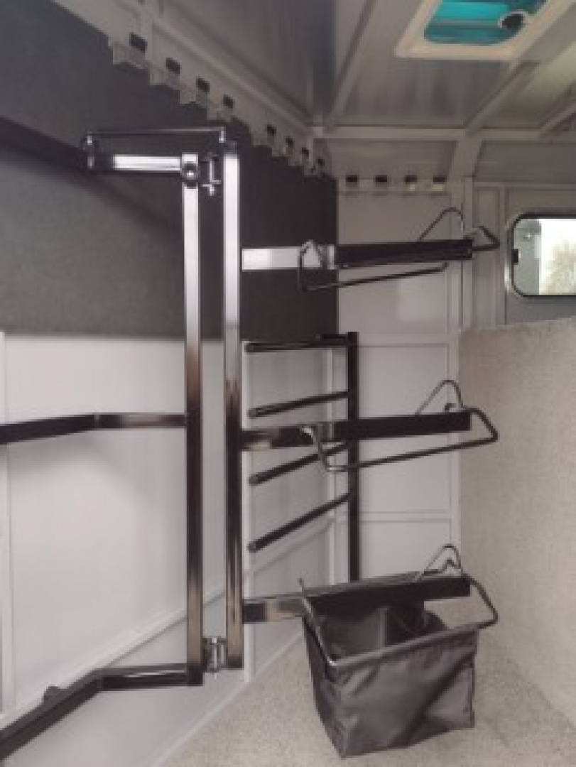 New 2026 Trails West Adventure 3 Horse Trailer