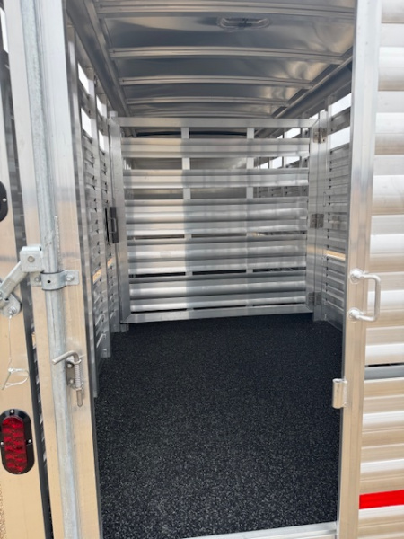 New 2025 Exiss Trailers 20' Tandem Axle Stock Trailer Stock / Stock Combo Trailer