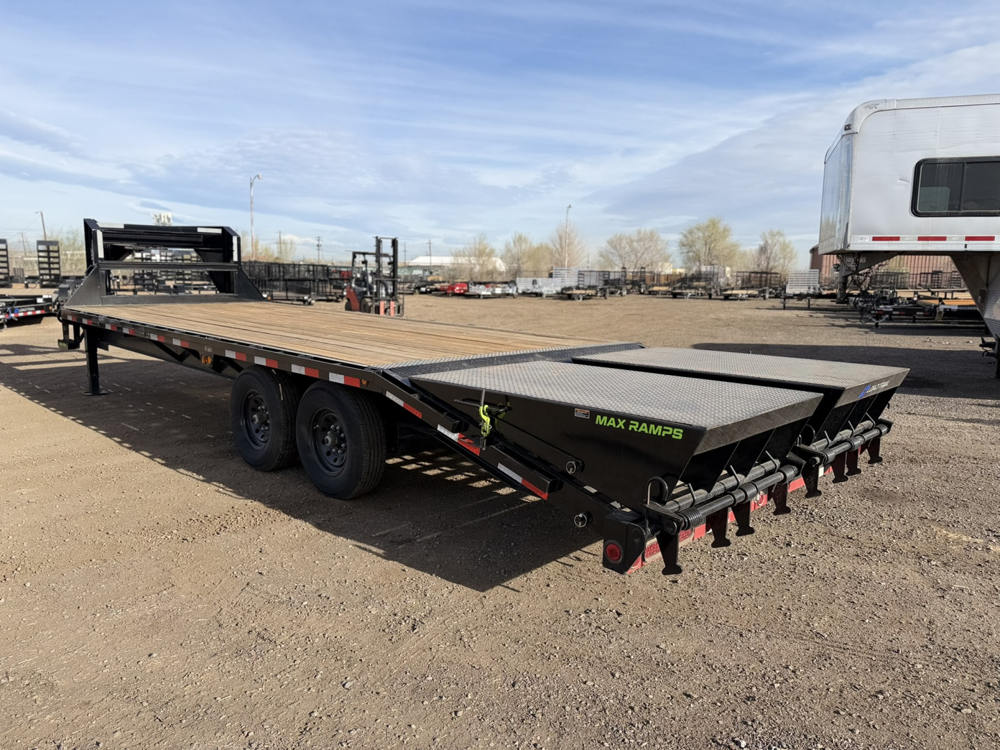 Used 2024 Load Trail 8.5-25DeckOverGooseneck