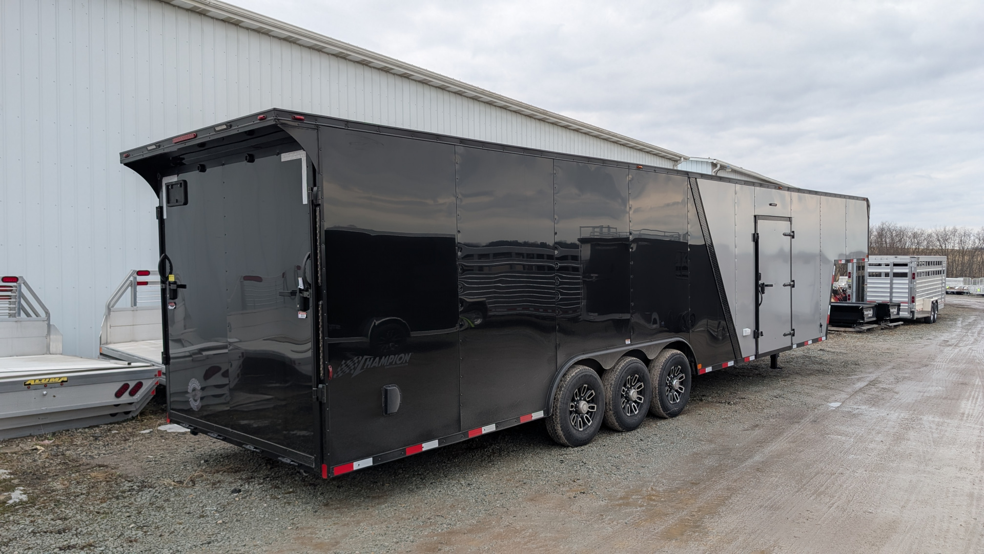 New 2026 Homesteader 8.5x38 (29+8) Gooseneck Car Hauler w/ Ramp