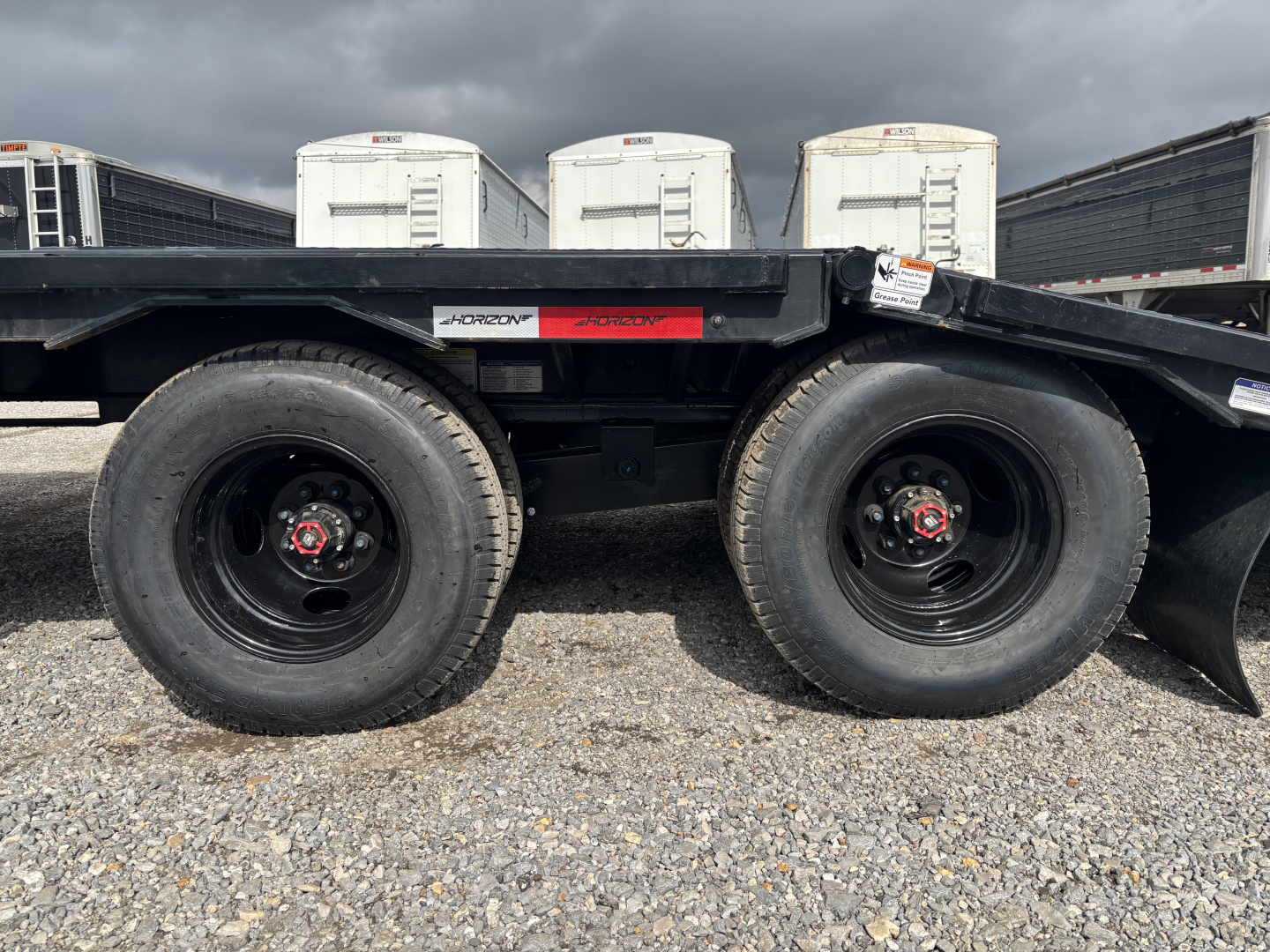 New 2026 Horizon Trailers FYZ 34' HYD Tilt GN Equipment Trailer