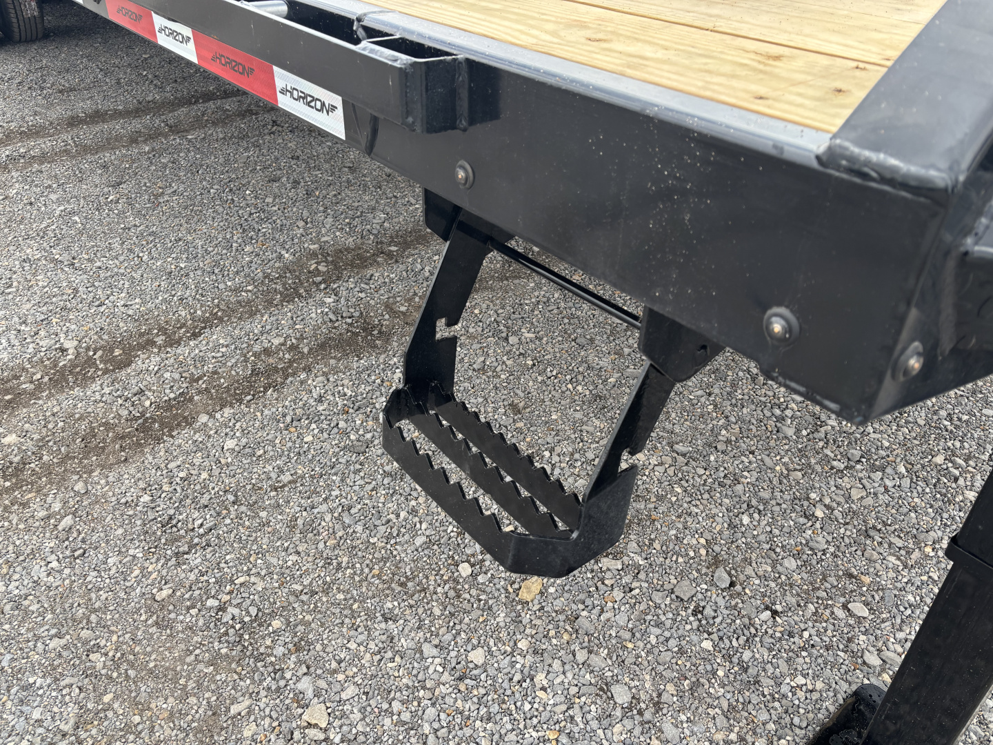 New 2026 Horizon Trailers FYZ 34' HYD Tilt GN Equipment Trailer