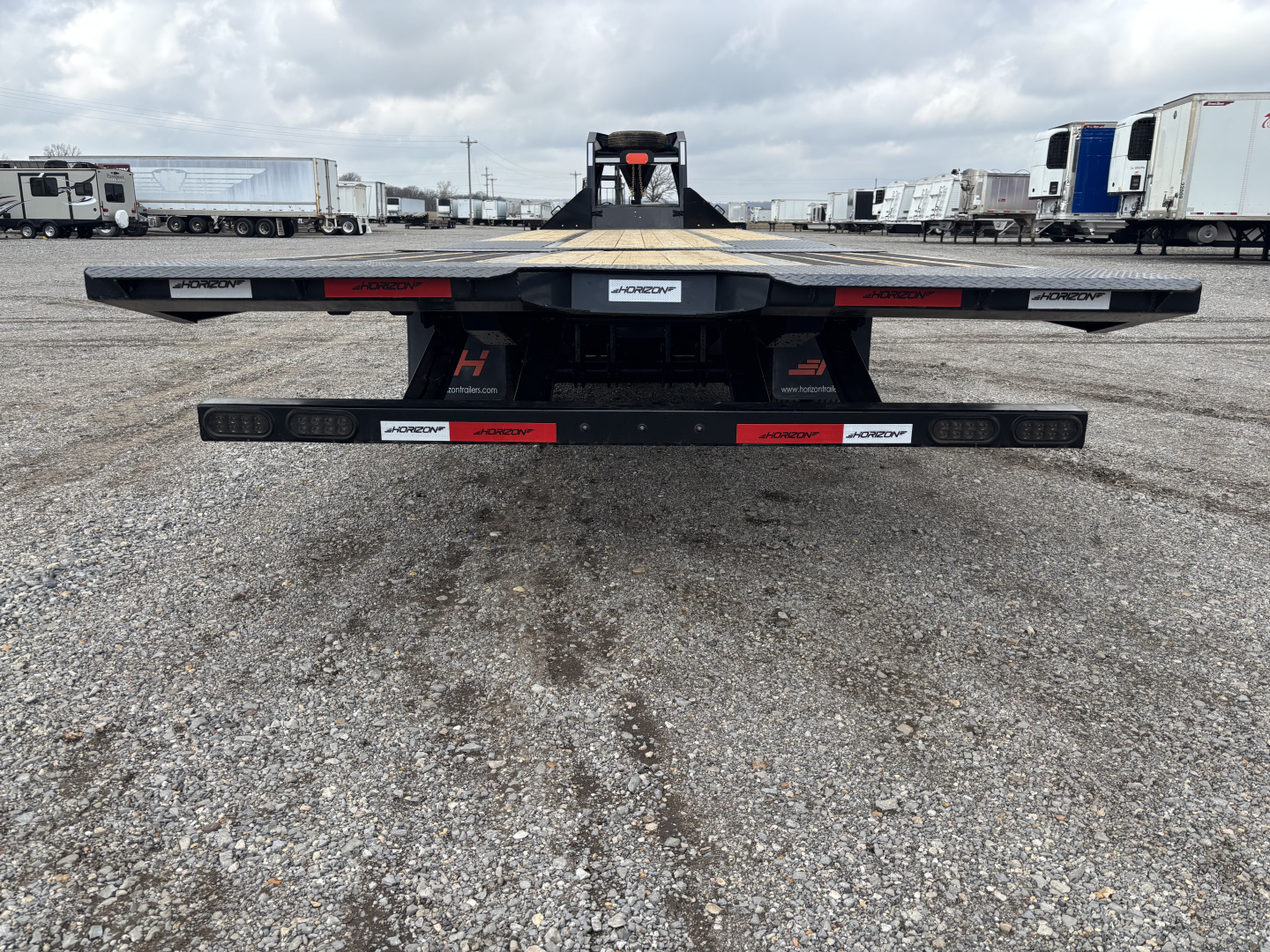 New 2026 Horizon Trailers FYZ 34' HYD Tilt GN Equipment Trailer