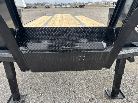 New 2026 Horizon Trailers FYZ 34' HYD Tilt GN Equipment Trailer