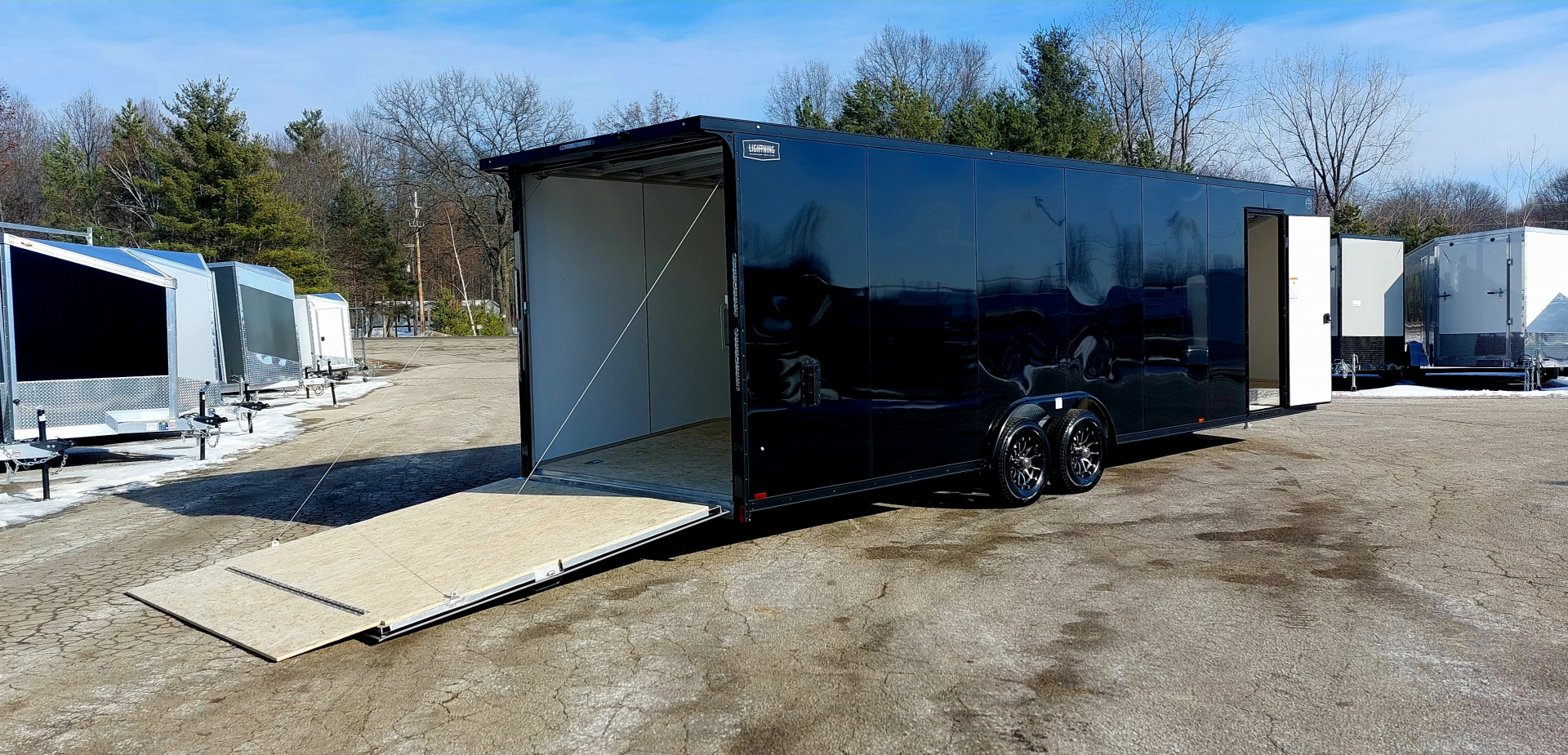 New 8 X 28 +2' VNOSE CAR HAULER ENCLOSED ALL ALUMINUM 5200# AXLES 2026 LIGHTNING