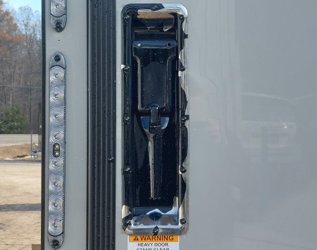 New 8 X 28 +2' VNOSE CAR HAULER ENCLOSED ALL ALUMINUM 5200# AXLES 2026 LIGHTNING