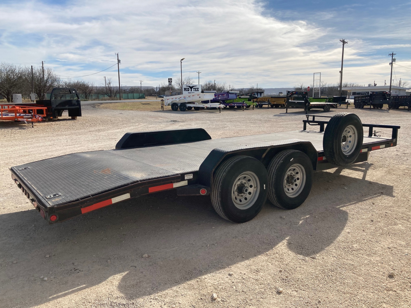 Used 2016 Maxey Trailers 83"x20' Car Hauler