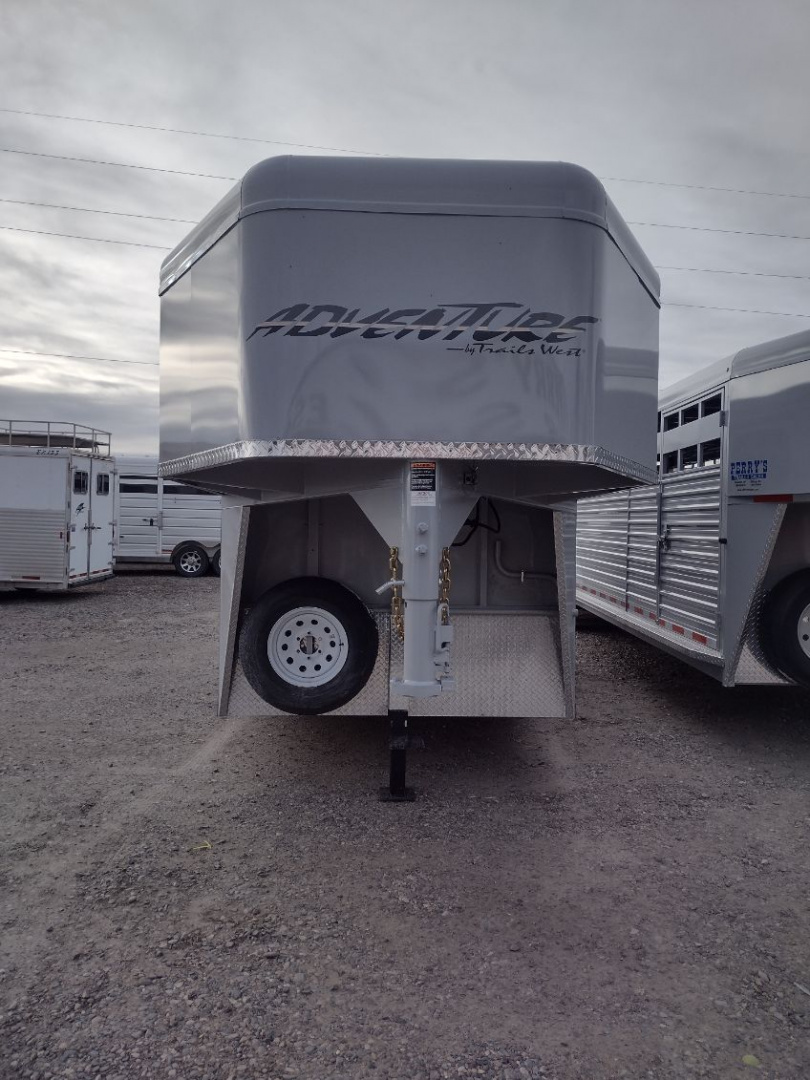 New 2026 Trails West Adventure 3 Horse Trailer