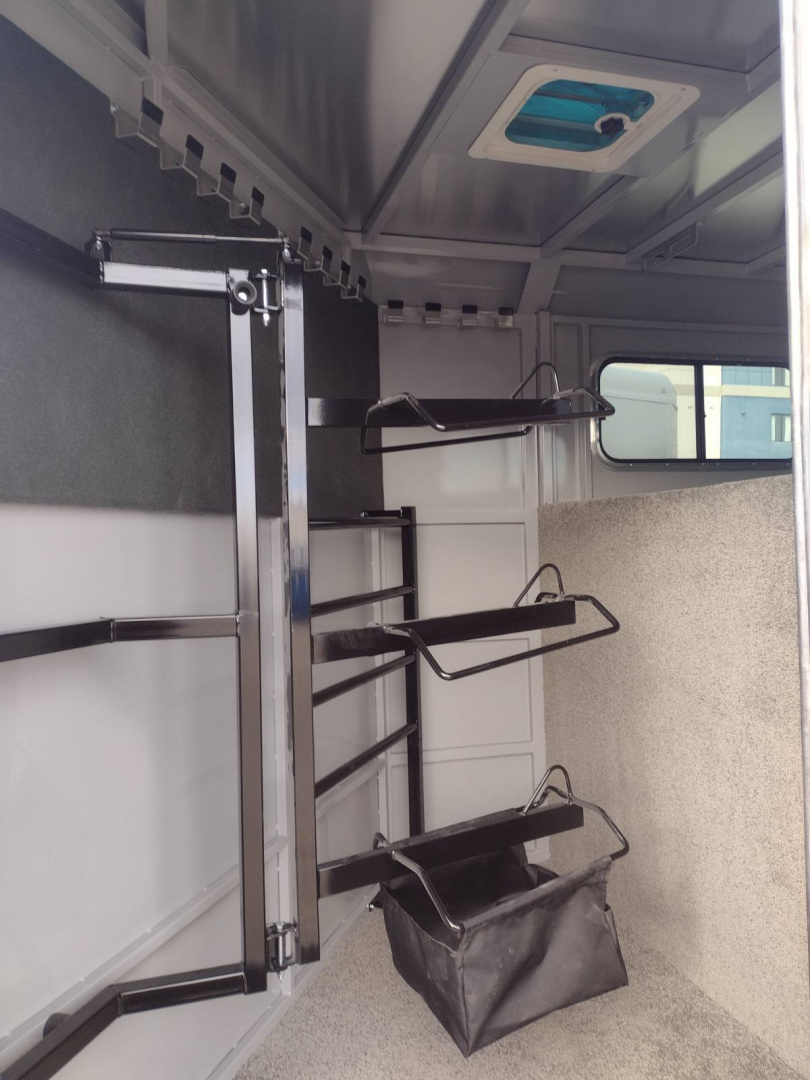 New 2026 Trails West Adventure 3 Horse Trailer