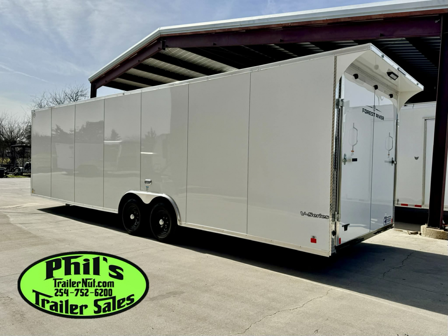 New 2026 Continental Cargo 8.5X28 CAR HAULER UPGRADED .080 EXTERIOR / REAR WING Cargo / Enclosed Trailer