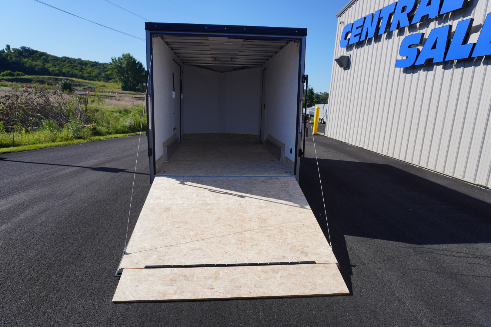 New 2026 Discovery Trailers 7.5x16 Enclosed Trailer W/Escape Door