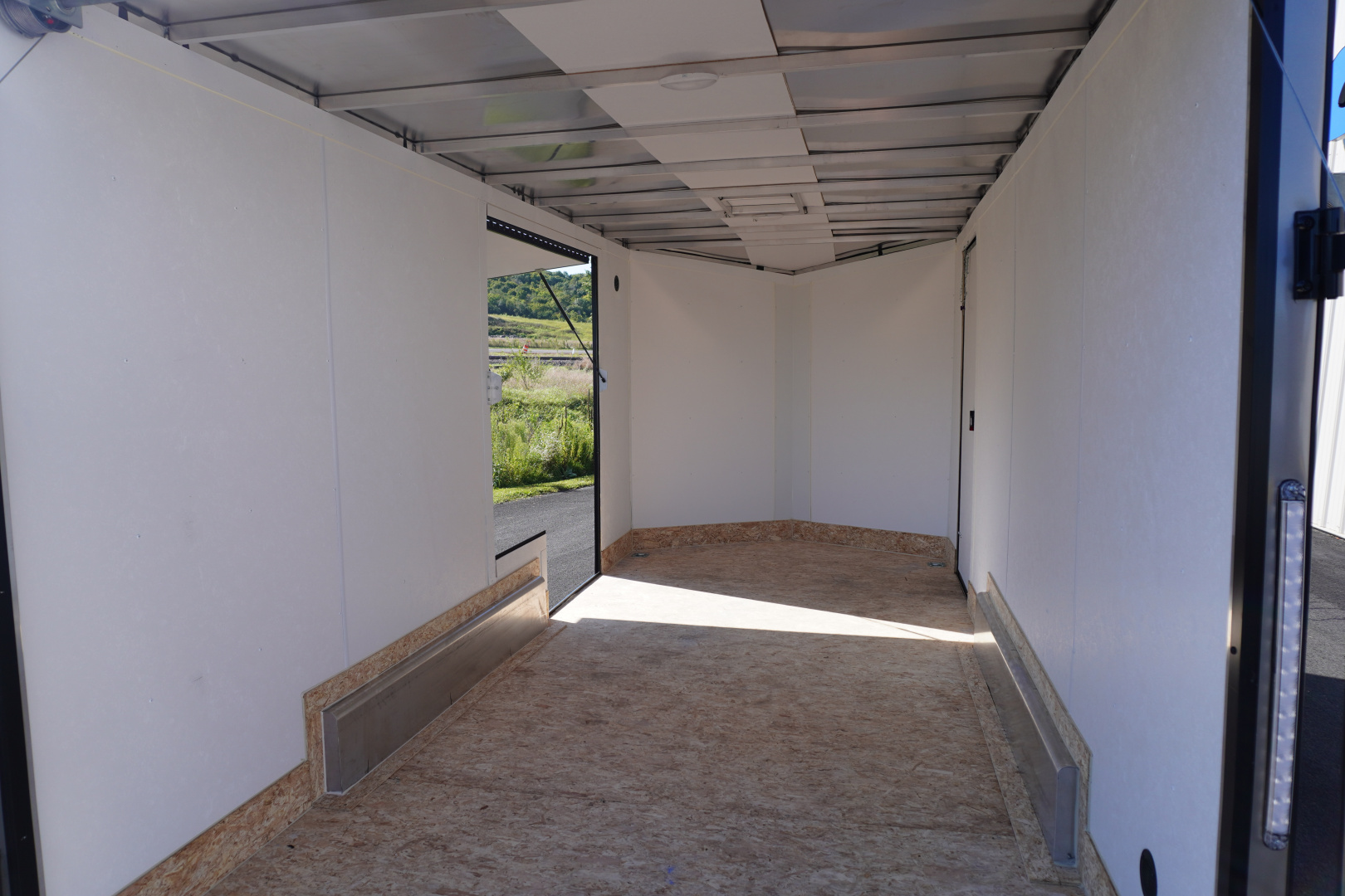 New 2026 Discovery Trailers 7.5x16 Enclosed Trailer W/Escape Door