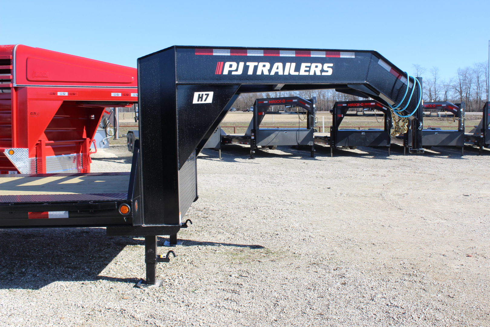 New 2026 PJ TRAILERS 102" x 24' H7 Equipment Trailer