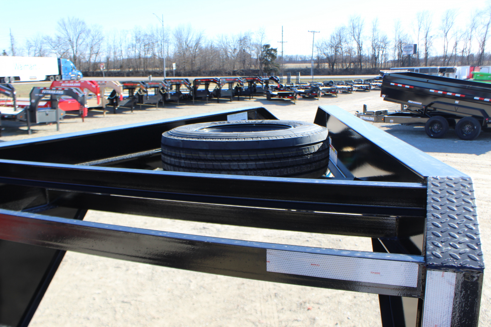 New 2026 PJ TRAILERS 102" x 24' H7 Equipment Trailer