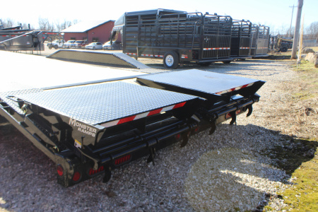 New 2026 PJ TRAILERS 102" x 24' H7 Equipment Trailer
