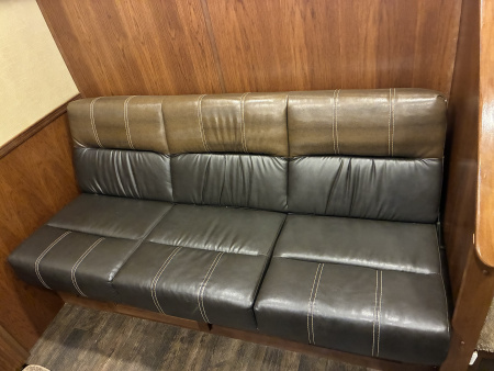 Used 2018 Lakota BI8319SROK 3H 9'LQ with Outside Entertainment Horse Trailer