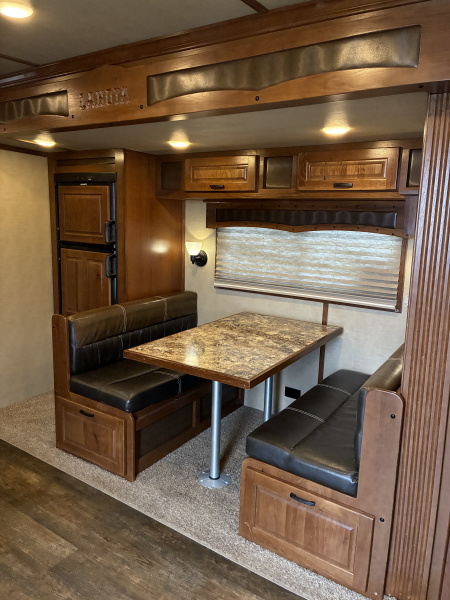 Used 2018 Lakota BI8319SROK 3H 9'LQ with Outside Entertainment Horse Trailer