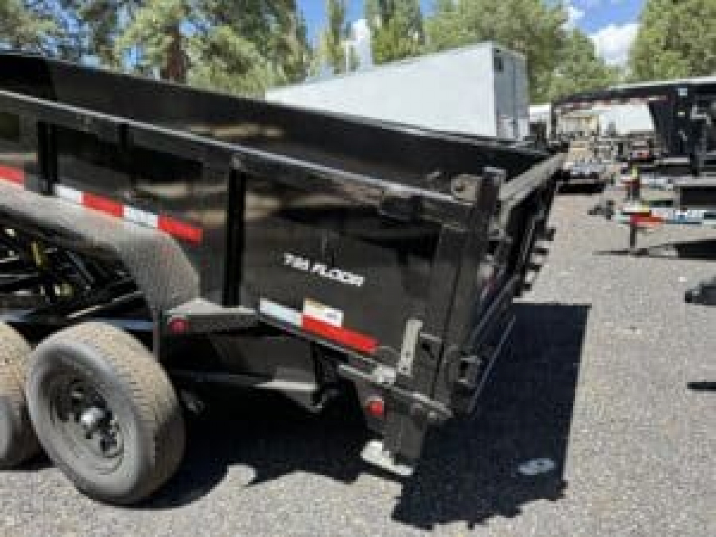 New 2026 Top Hat Trailers 7'X14' Gooseneck Dump Trailer 14000 lb G.V.W. 2' Sides Dump Trailer