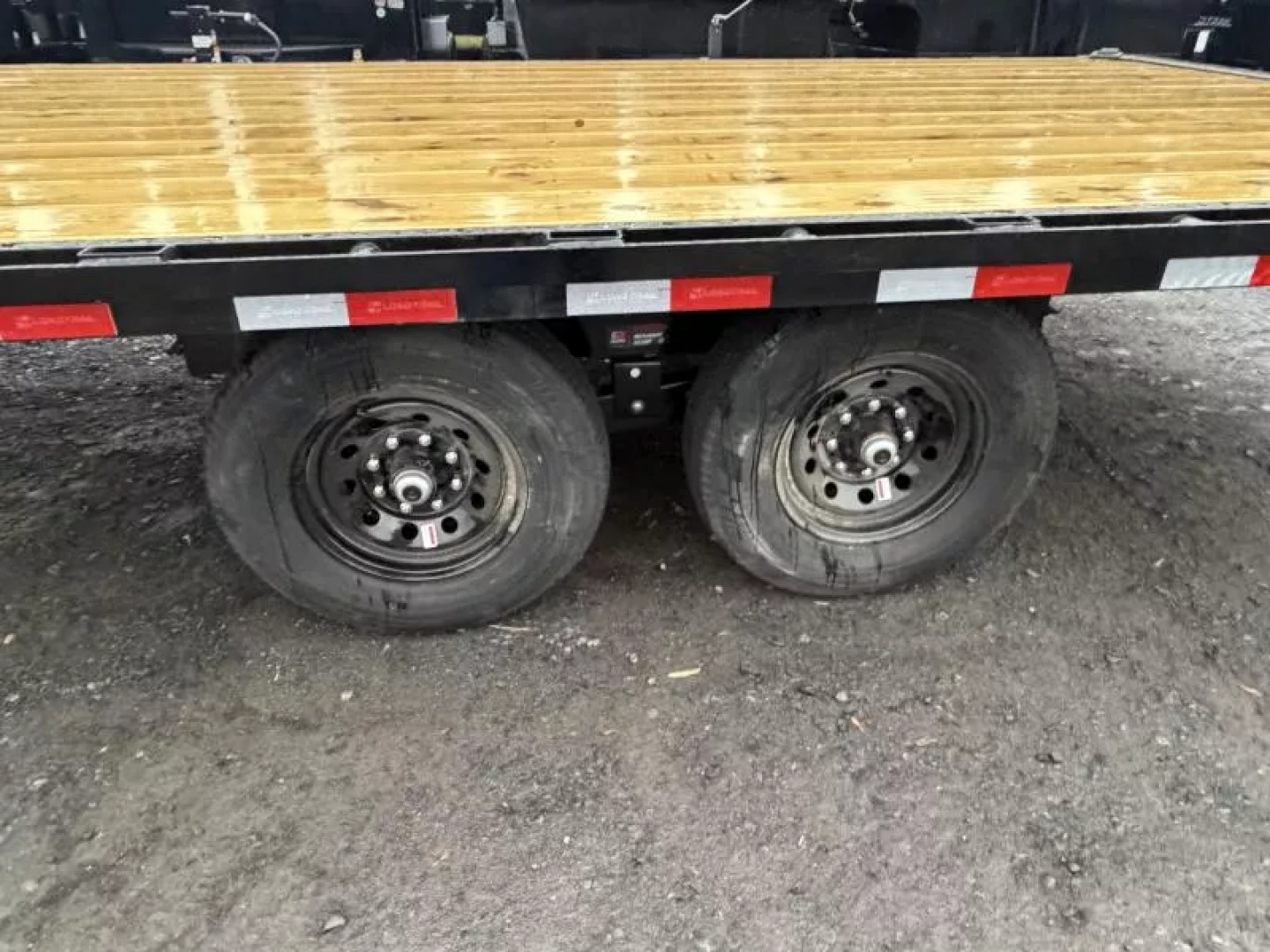 New 2026 Load Trail DK0220072_26804 Deckover Trailer