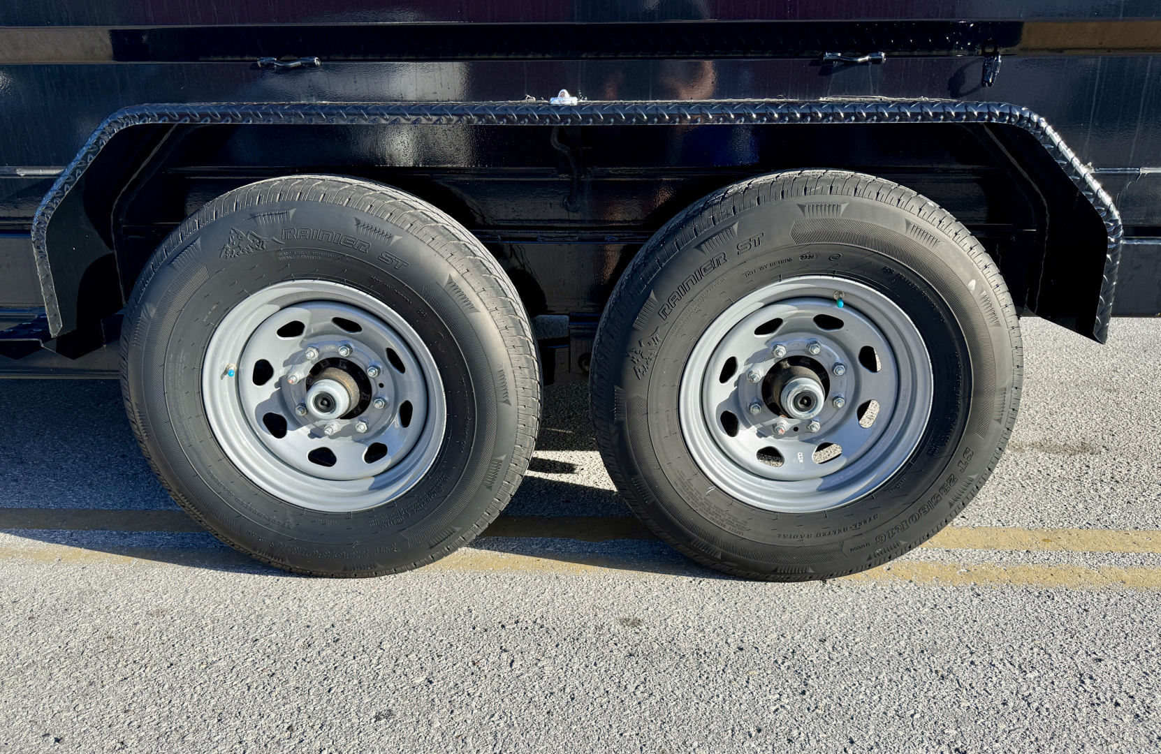 New 2025 Sure-Trac 82x16 Telescopic 14K Dump Trailer