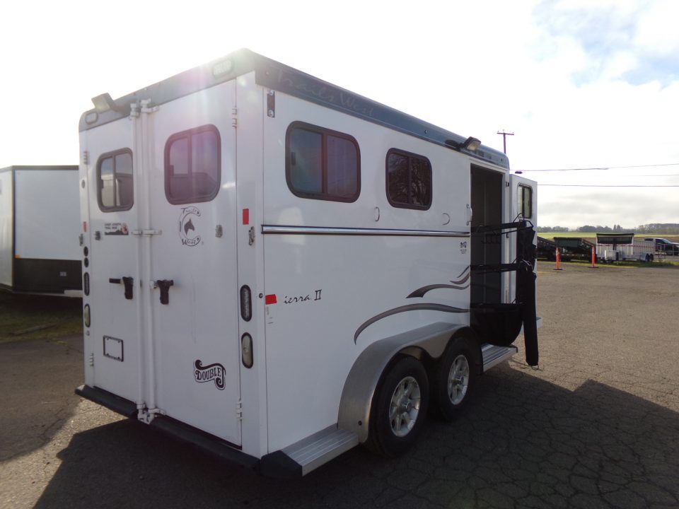 Used 2013 Trails West Sierra 2H Specialite Horse Trailer
