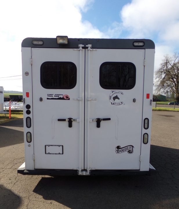 Used 2013 Trails West Sierra 2H Specialite Horse Trailer