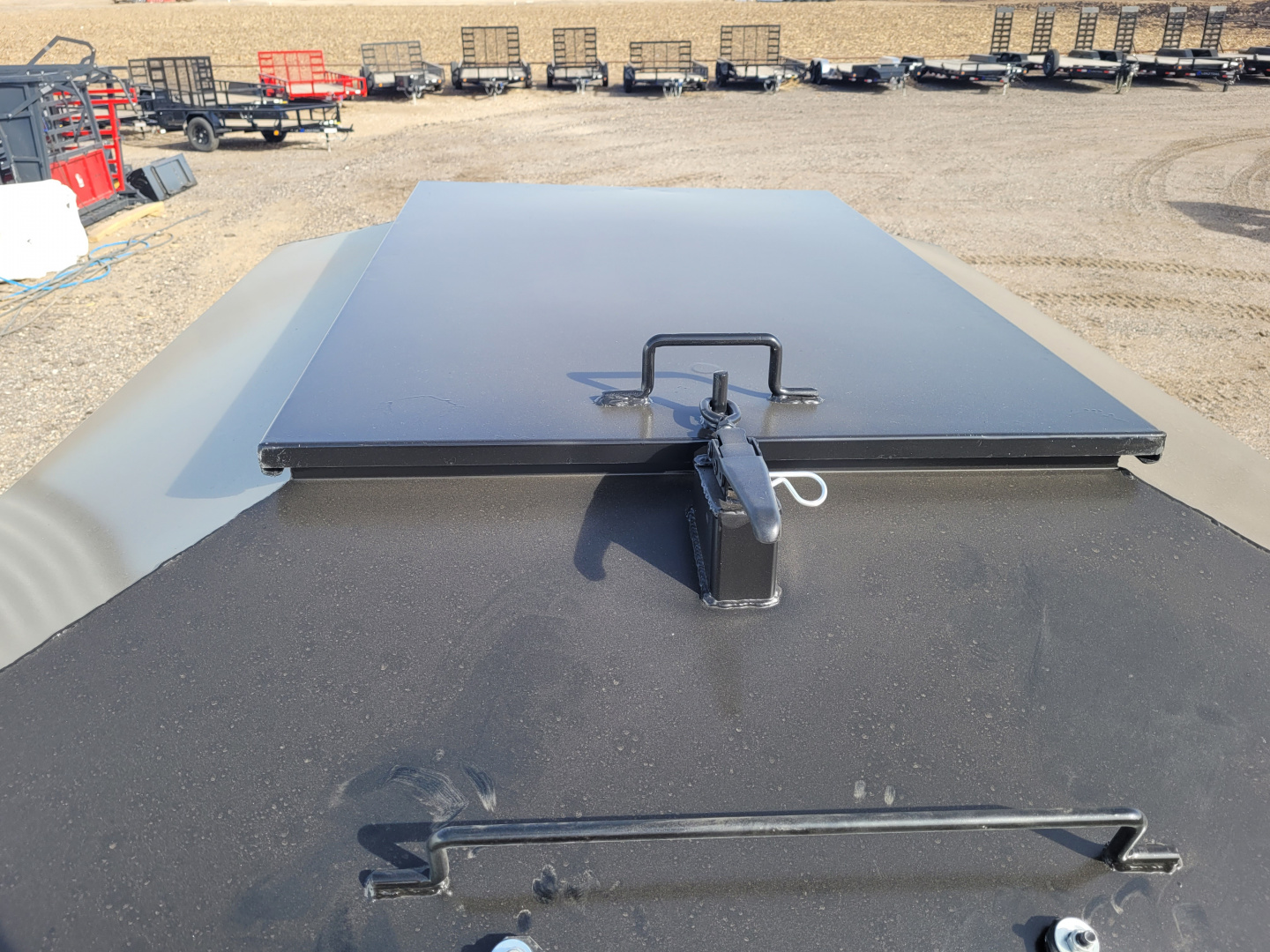 New 2026 DY-Klass 5000 LB Mobile Grain Bin