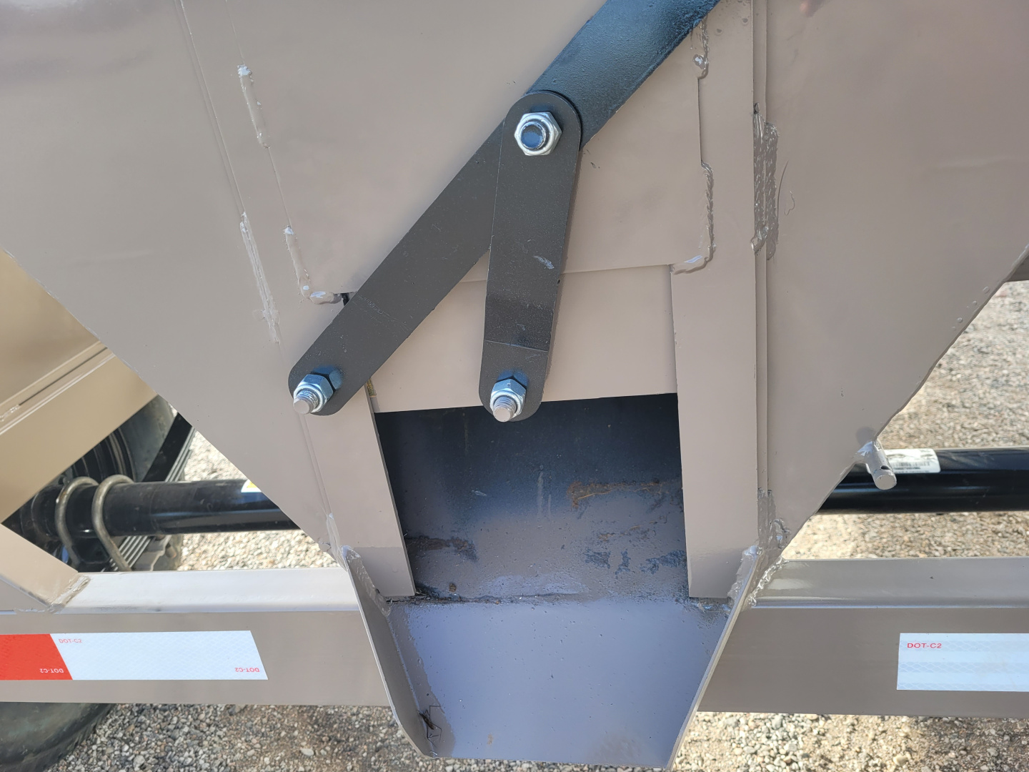 New 2026 DY-Klass 5000 LB Mobile Grain Bin