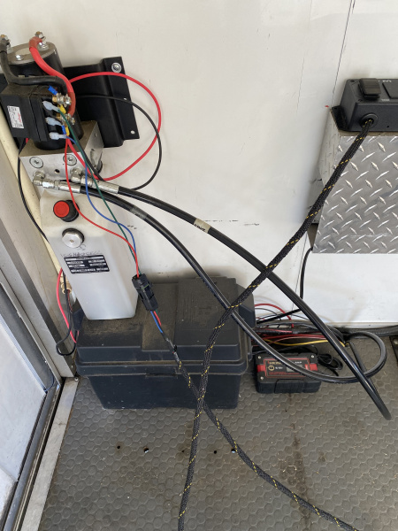 Used 2011 Cargo Mate 32' Stacker