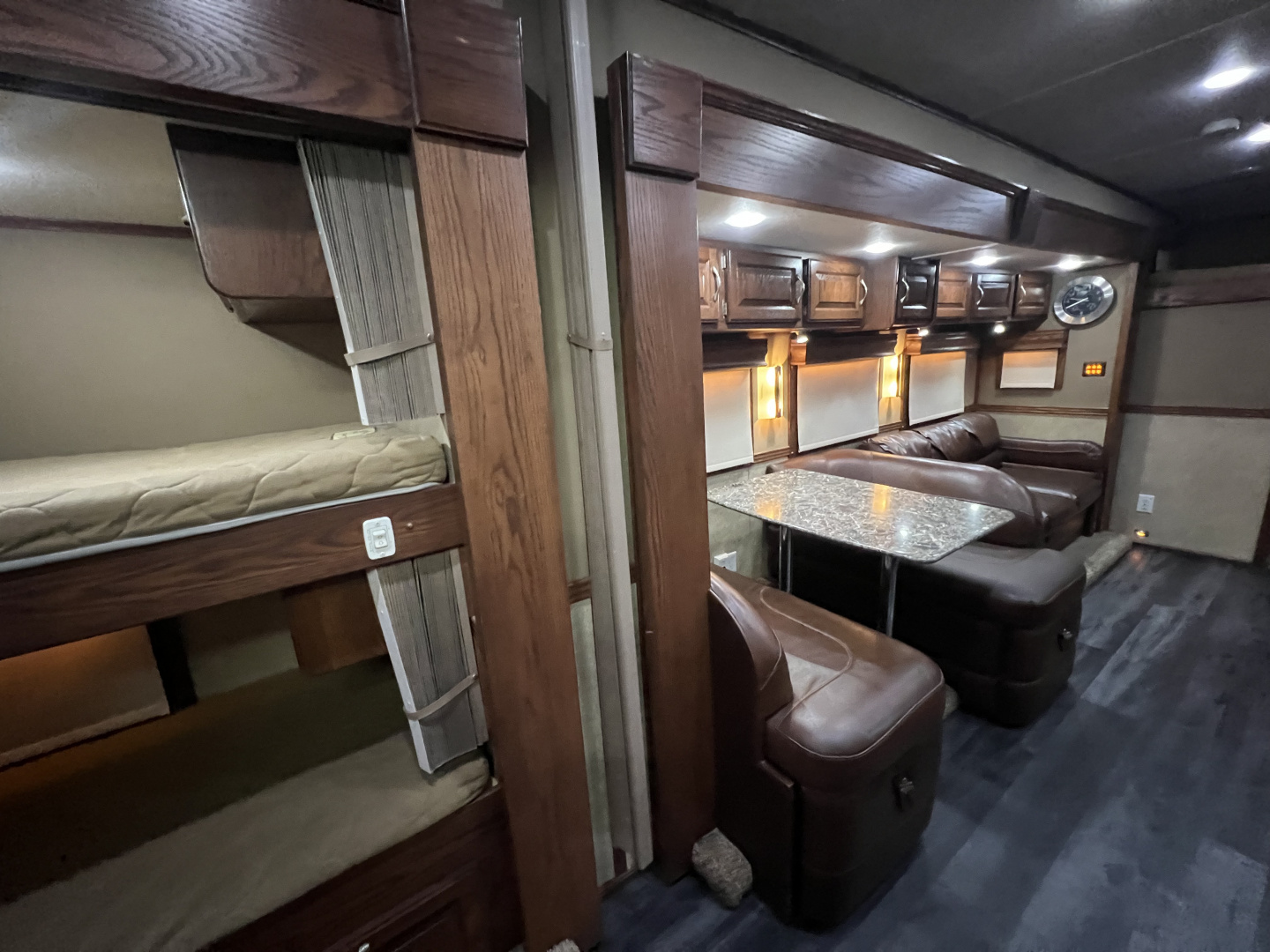 Used 2014 Showhauler 45’ Motorcoach