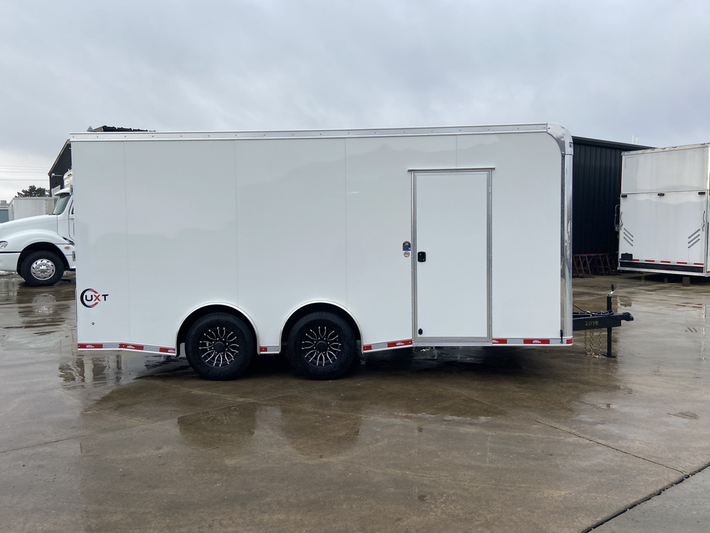 New United UXT 8.5X18 Cargo Enclosed Trailer