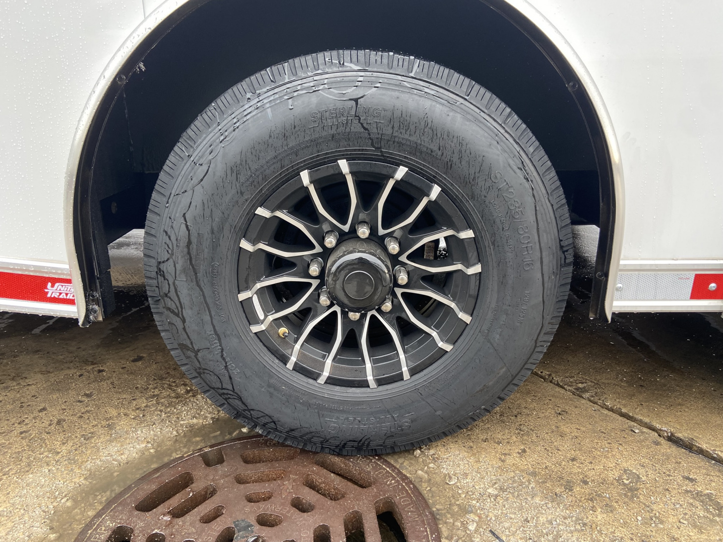 New United UXT 8.5X18 Cargo Enclosed Trailer