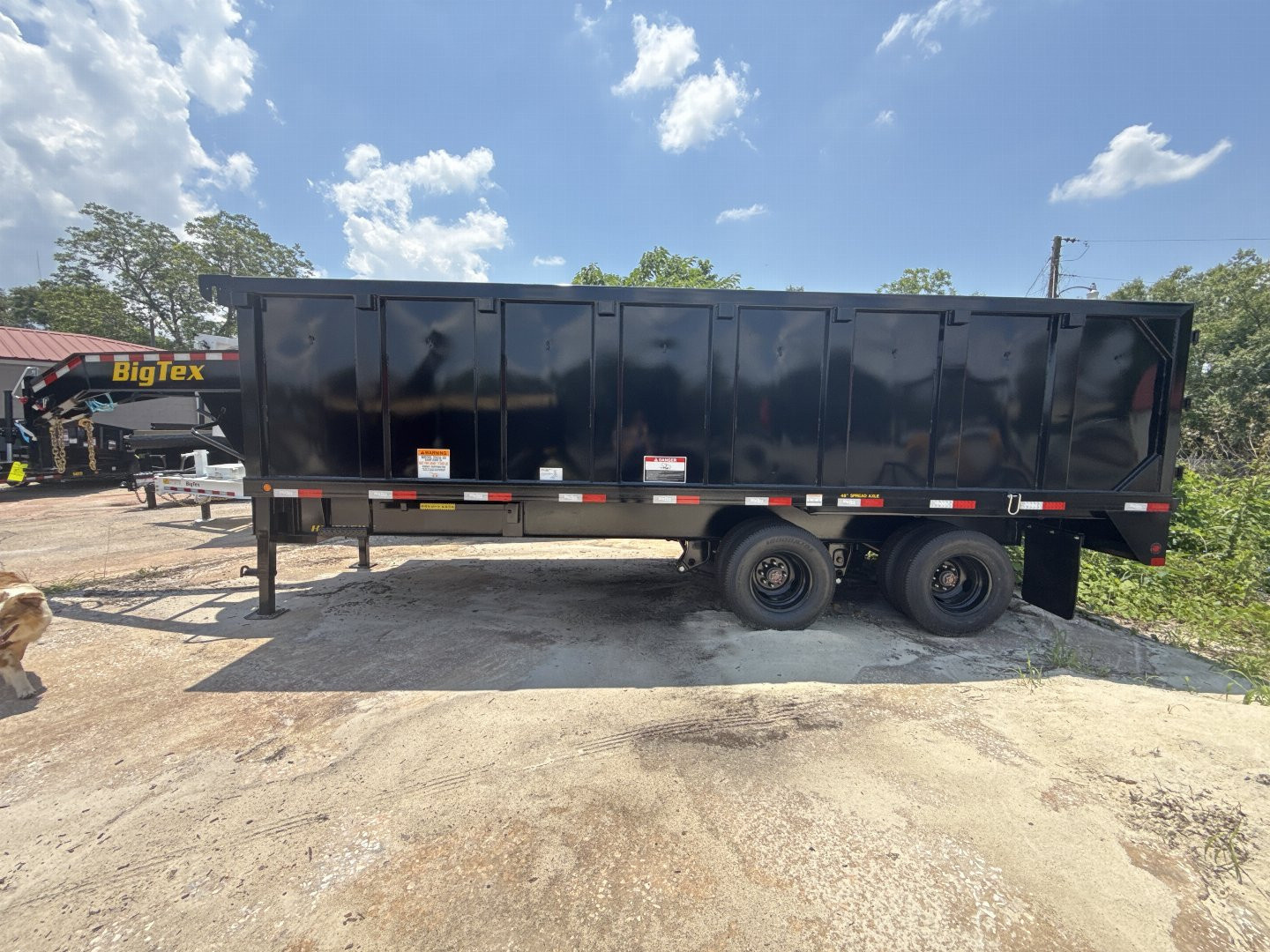 New 2026 Big Tex Trailers 25DU-20BK8SIR Dump Trailer