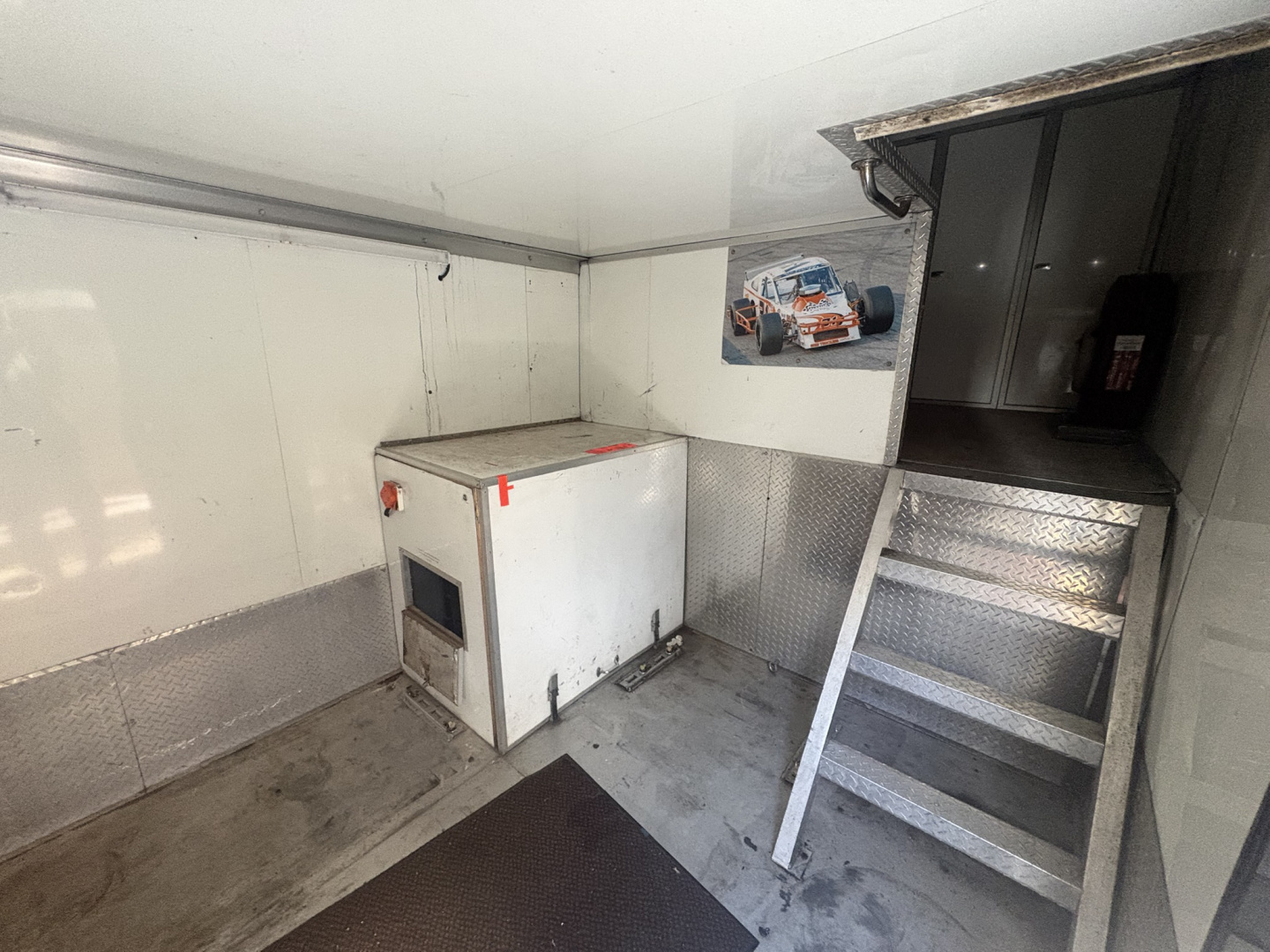 Used 40ft Cobra Lift Gate Stacker