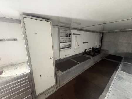 Used 40ft Cobra Lift Gate Stacker