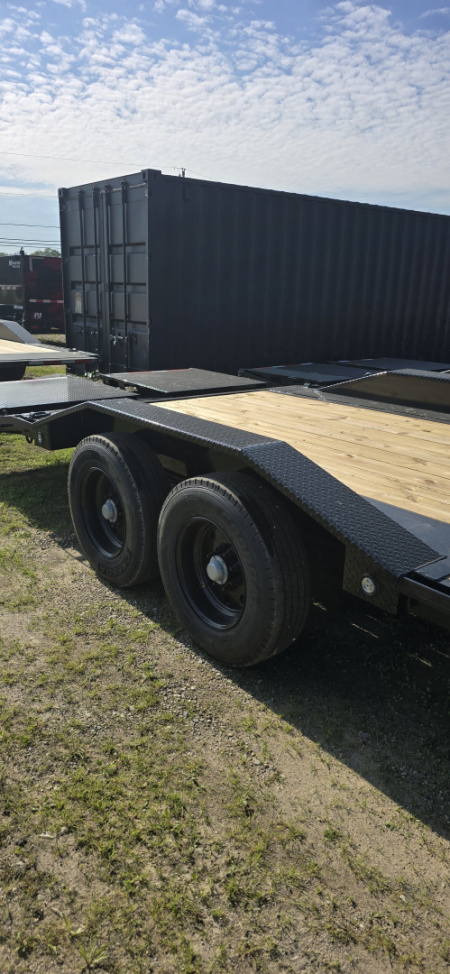 New 2026 MAXX-D H9X10224 Equipment Trailer