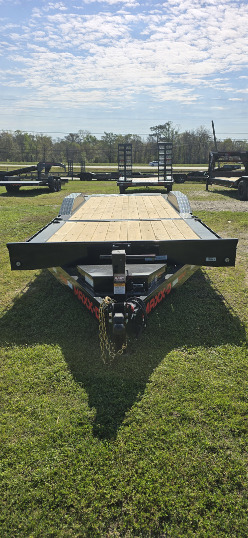 New 2026 MAXX-D G8X10224 Tilt Trailer