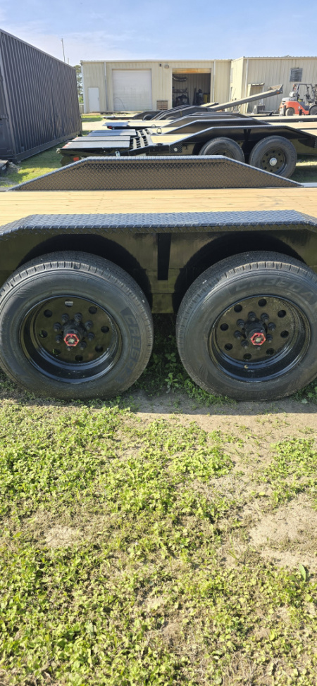 New 2026 MAXX-D G8X10224 Tilt Trailer