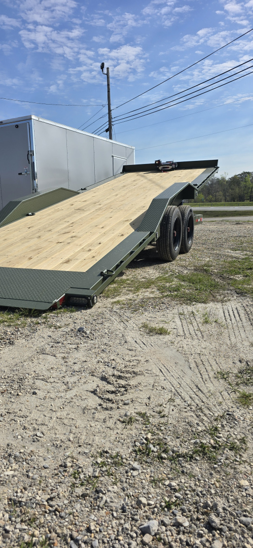 New 2026 MAXX-D T8X10224 Tilt Trailer
