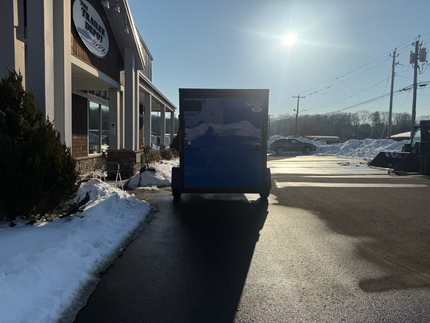 New Pace American 6′ X 10′ + V-NOSE ENCLOSED CARGO TRAILER WITH RAMP DOOR 2.9K