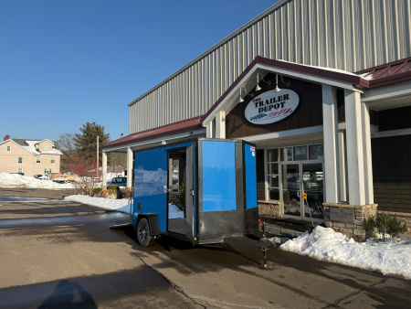 New Pace American 6′ X 10′ + V-NOSE ENCLOSED CARGO TRAILER WITH RAMP DOOR 2.9K