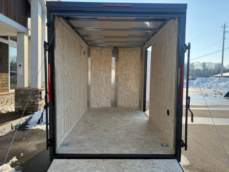 New Pace American 6′ X 10′ + V-NOSE ENCLOSED CARGO TRAILER WITH RAMP DOOR 2.9K