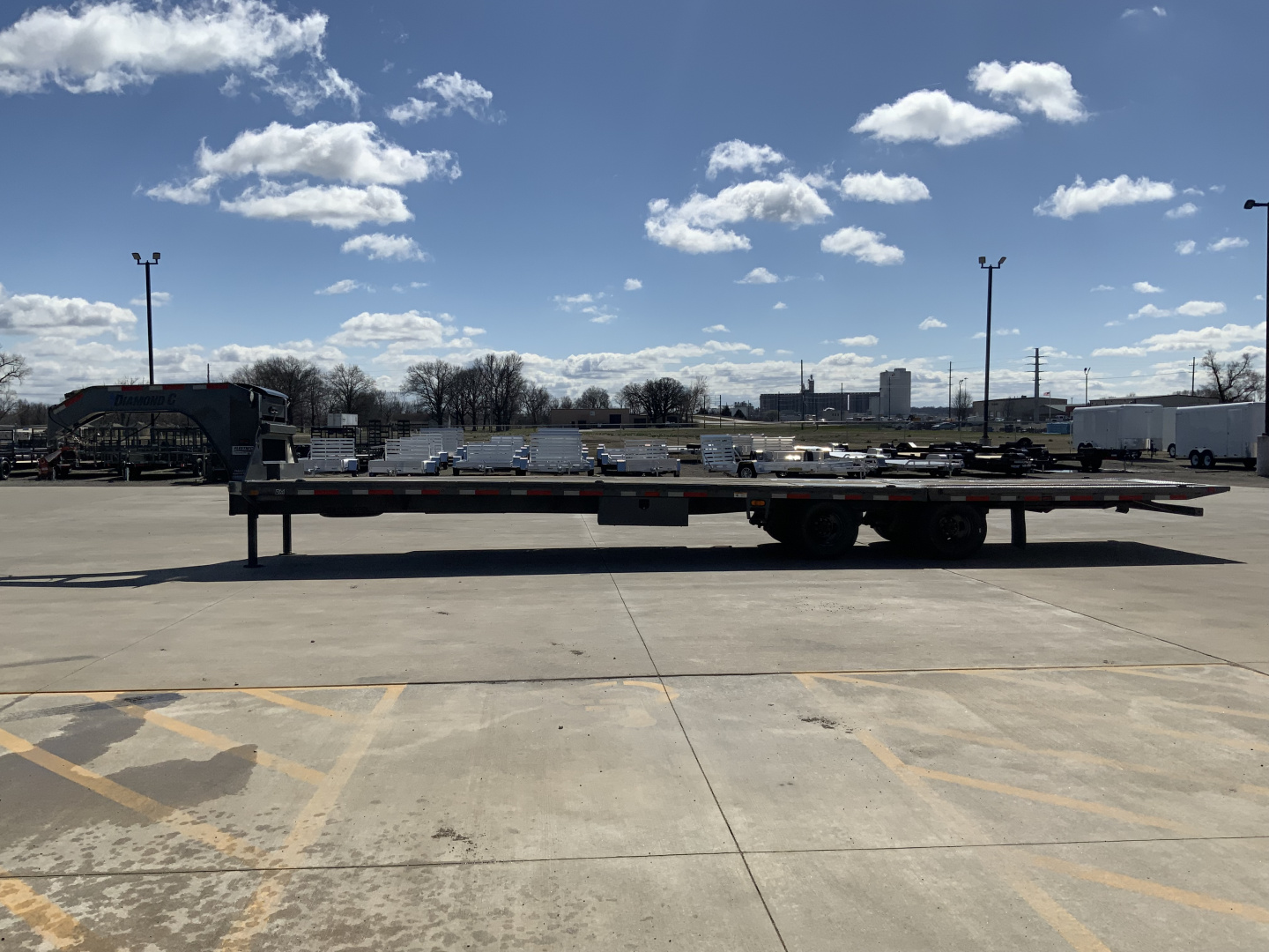 Used 2024 Diamond C Trailers FMAX212 102 X 38 Flatbed Trailer