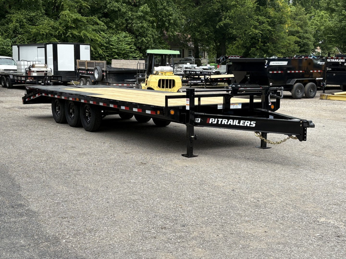New 2026 PJ TRAILERS 102" x 24' - 8" I-Beam Triple Axle (F8) 21K GVWR Deckover Trailer