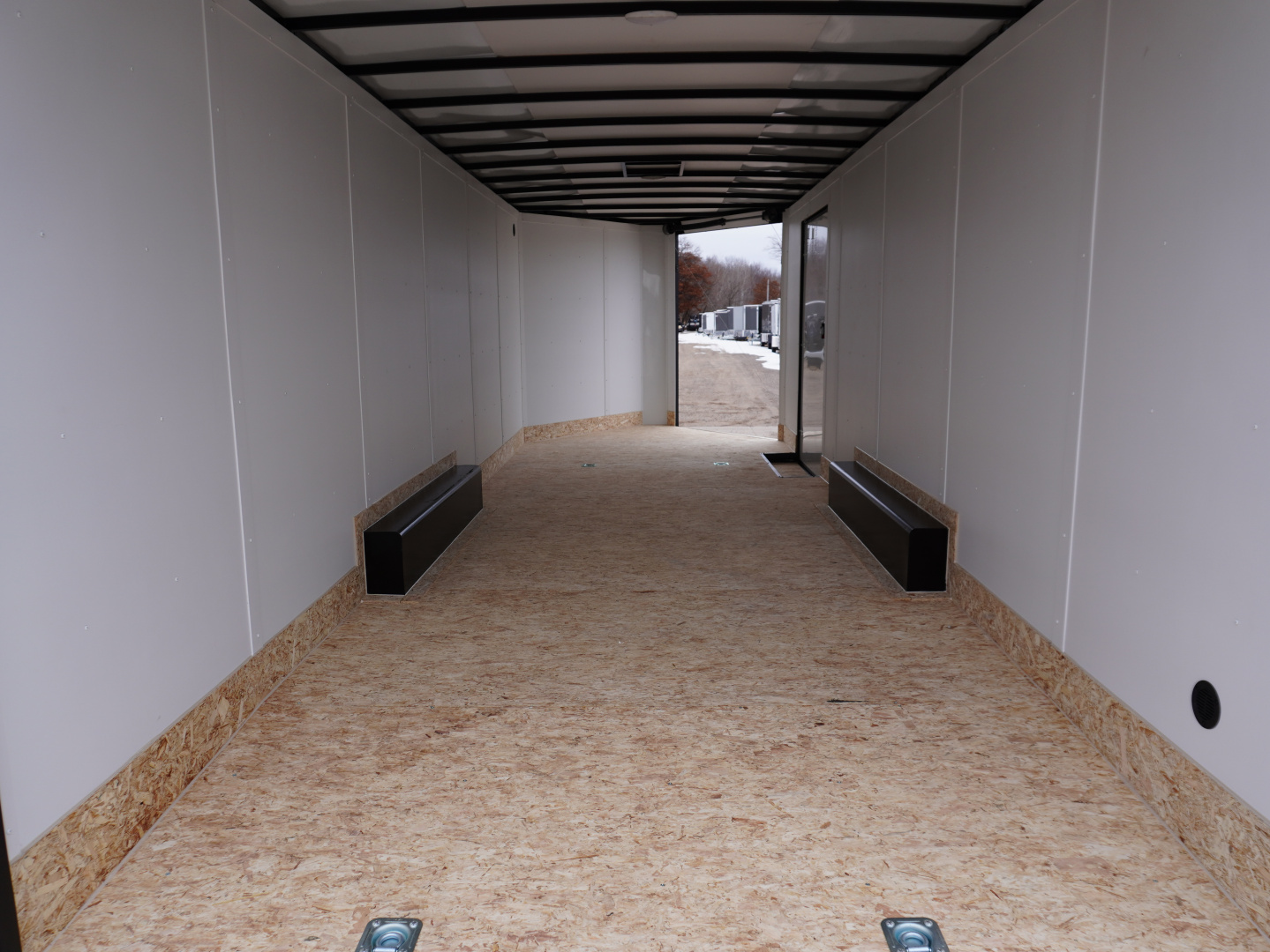 New 2026 Discovery Trailers 8.5X24+5'V Enclosed Car Hauler