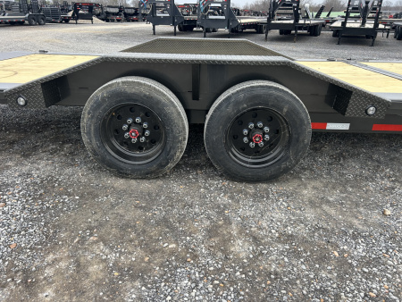 New 2026 MAXX-D 102"X26' 18K Gooseneck Tilt Equipment Trailer