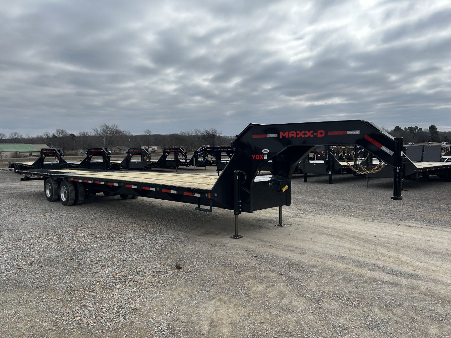 New 2026 MAXXD Hydraulic Dovetail Gooseneck Trailer | 36' x 102' 30K GVWR